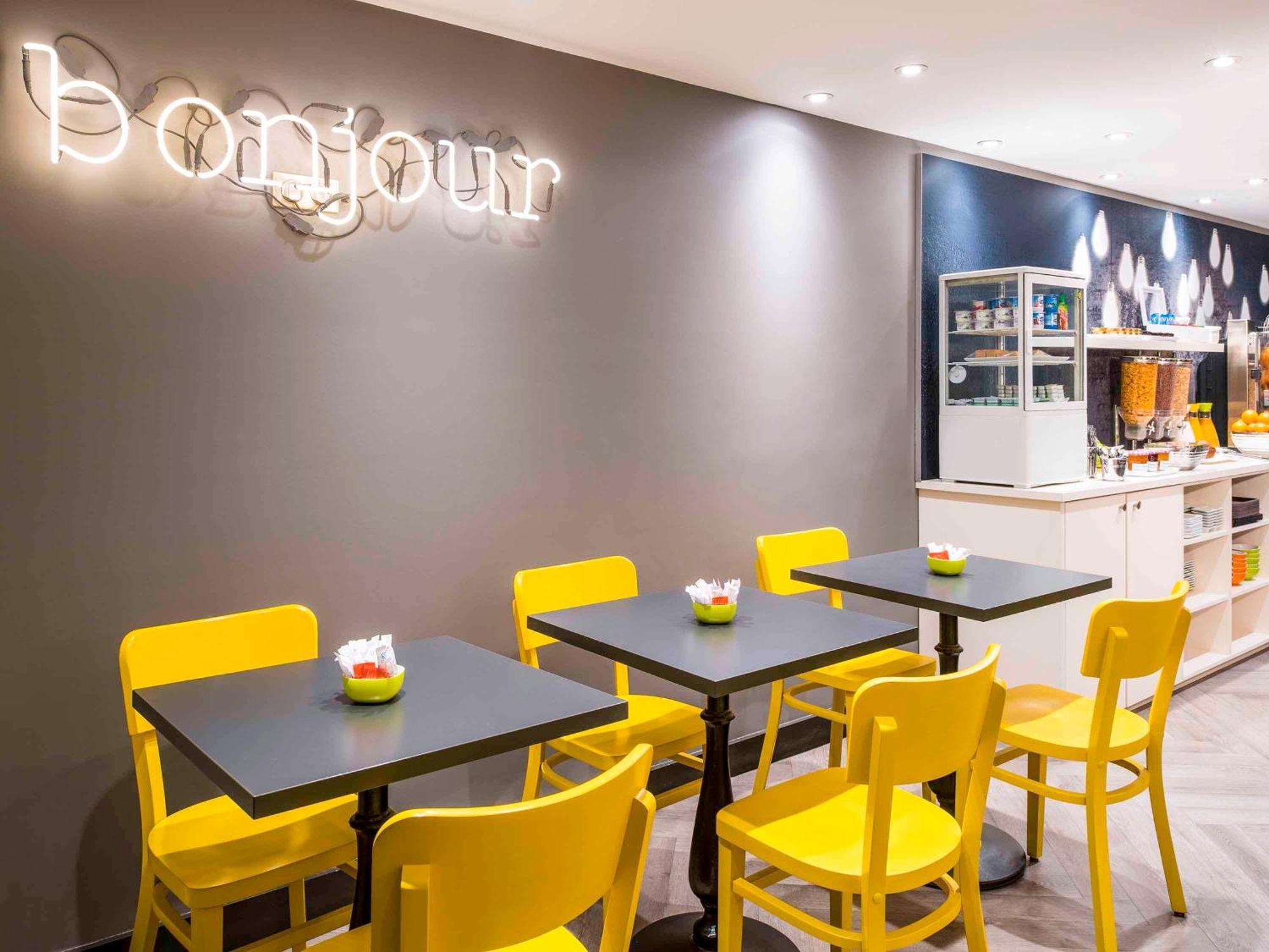 Готель Ibis Styles Paris 15 Lecourbe Екстер'єр фото