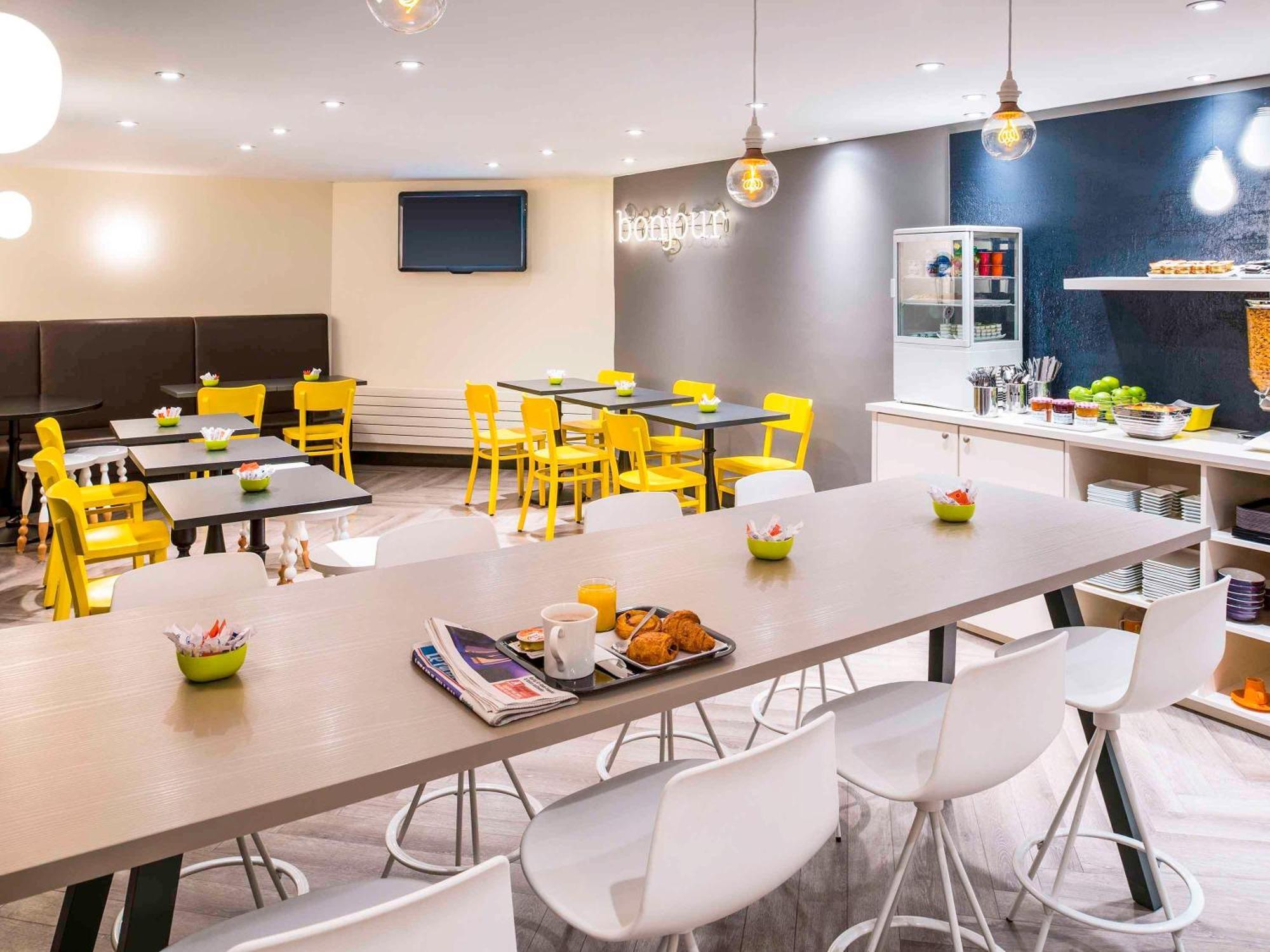 Готель Ibis Styles Paris 15 Lecourbe Екстер'єр фото