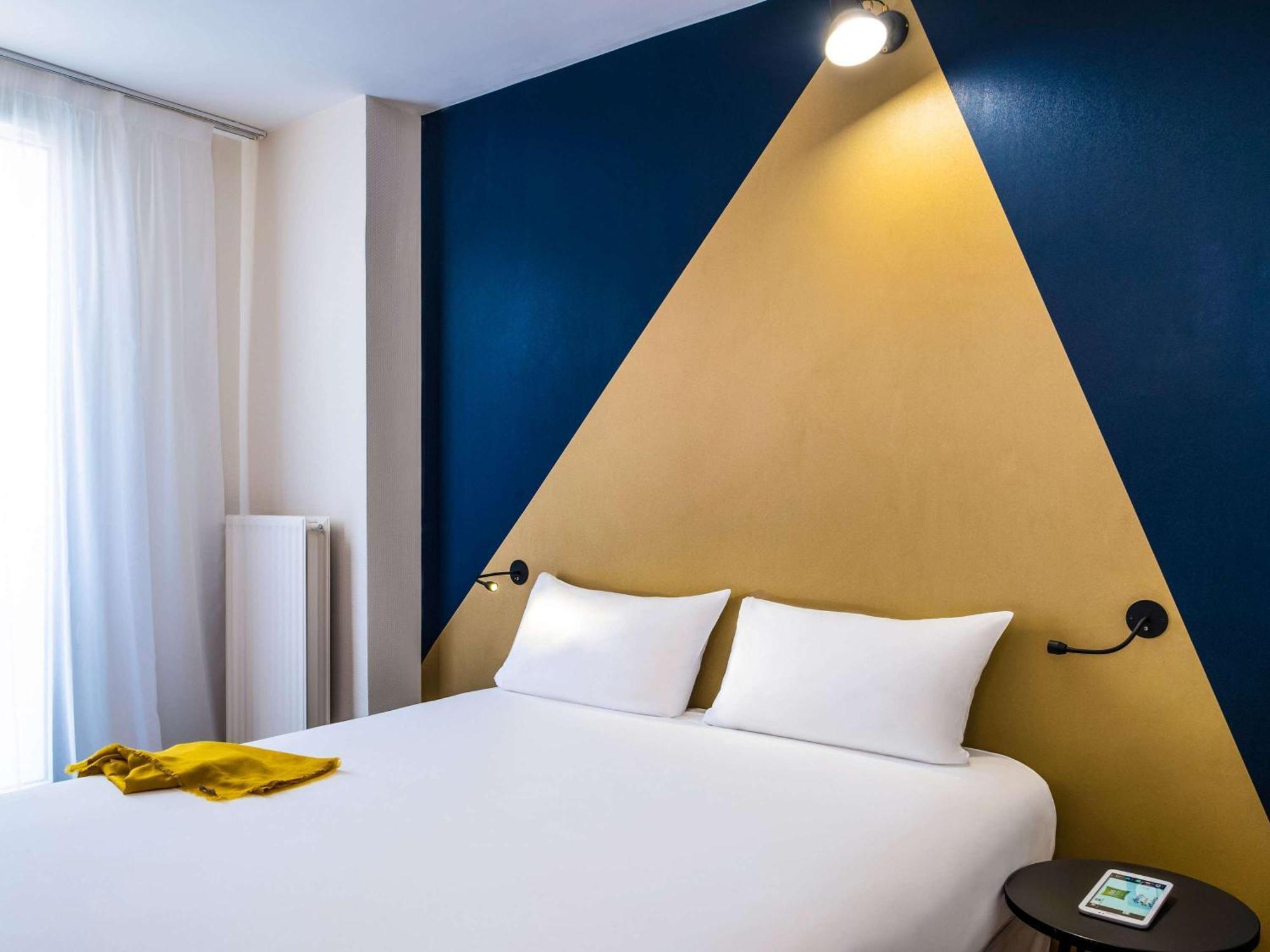 Готель Ibis Styles Paris 15 Lecourbe Екстер'єр фото