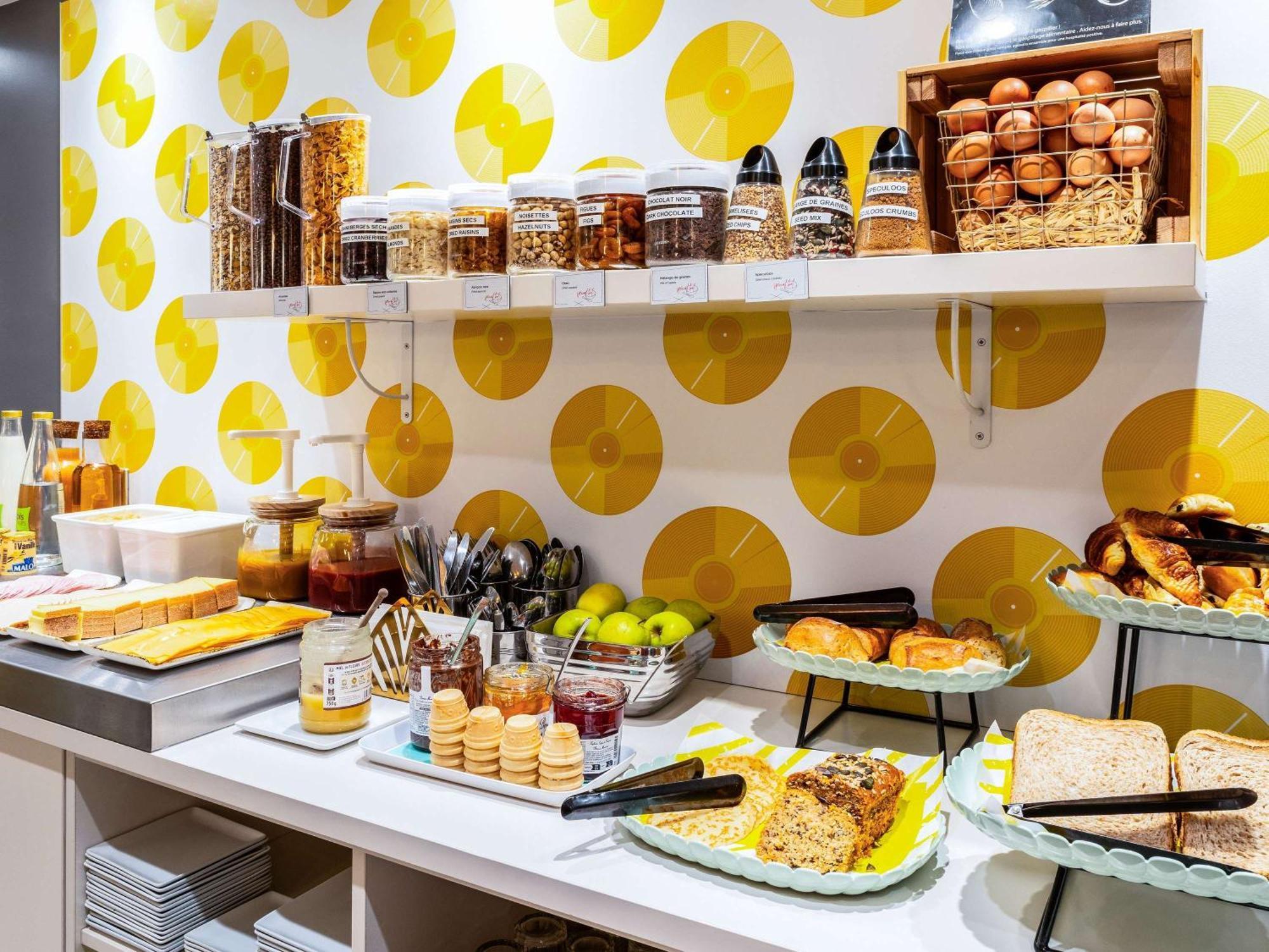 Готель Ibis Styles Paris 15 Lecourbe Екстер'єр фото