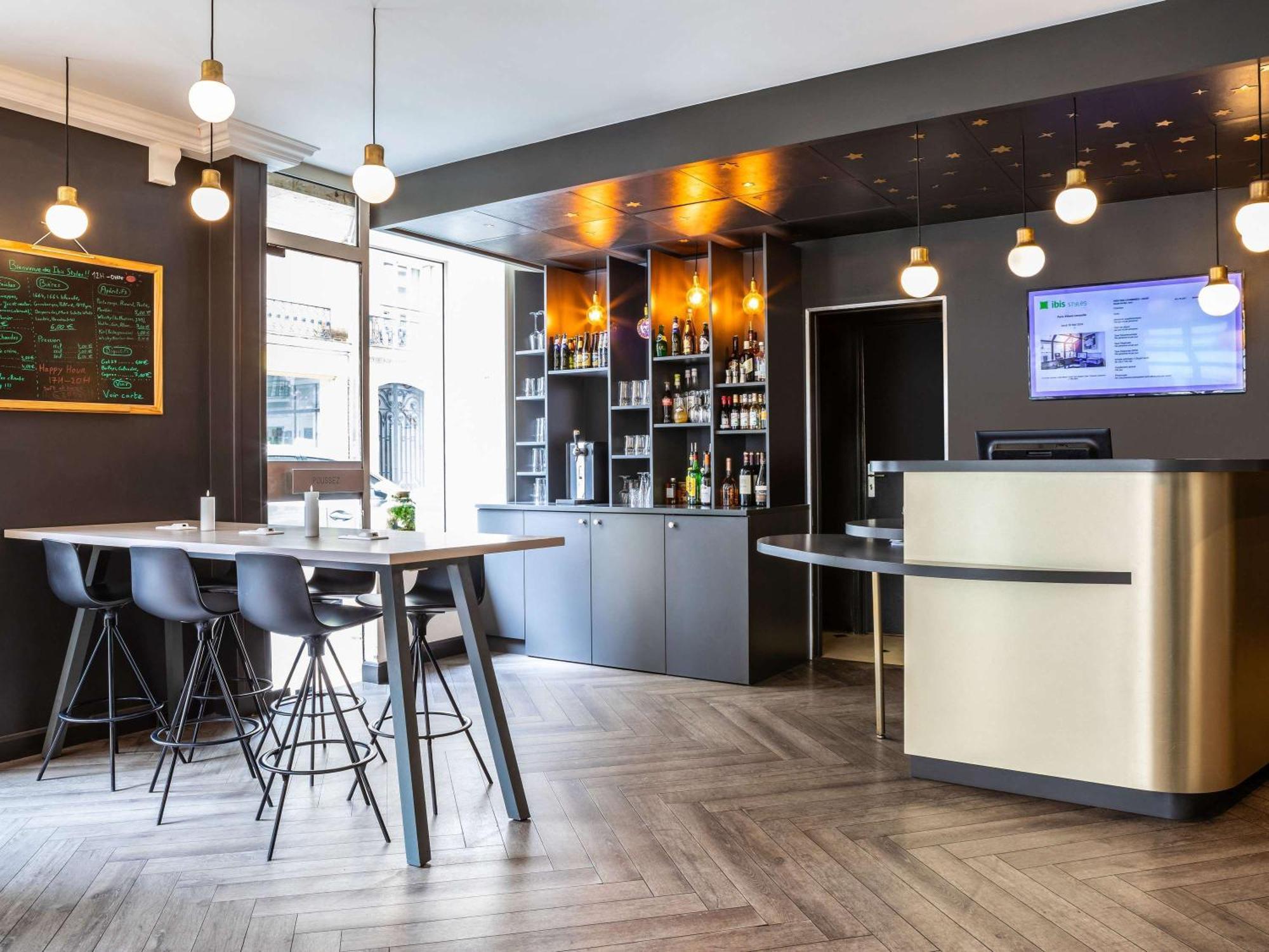 Готель Ibis Styles Paris 15 Lecourbe Екстер'єр фото