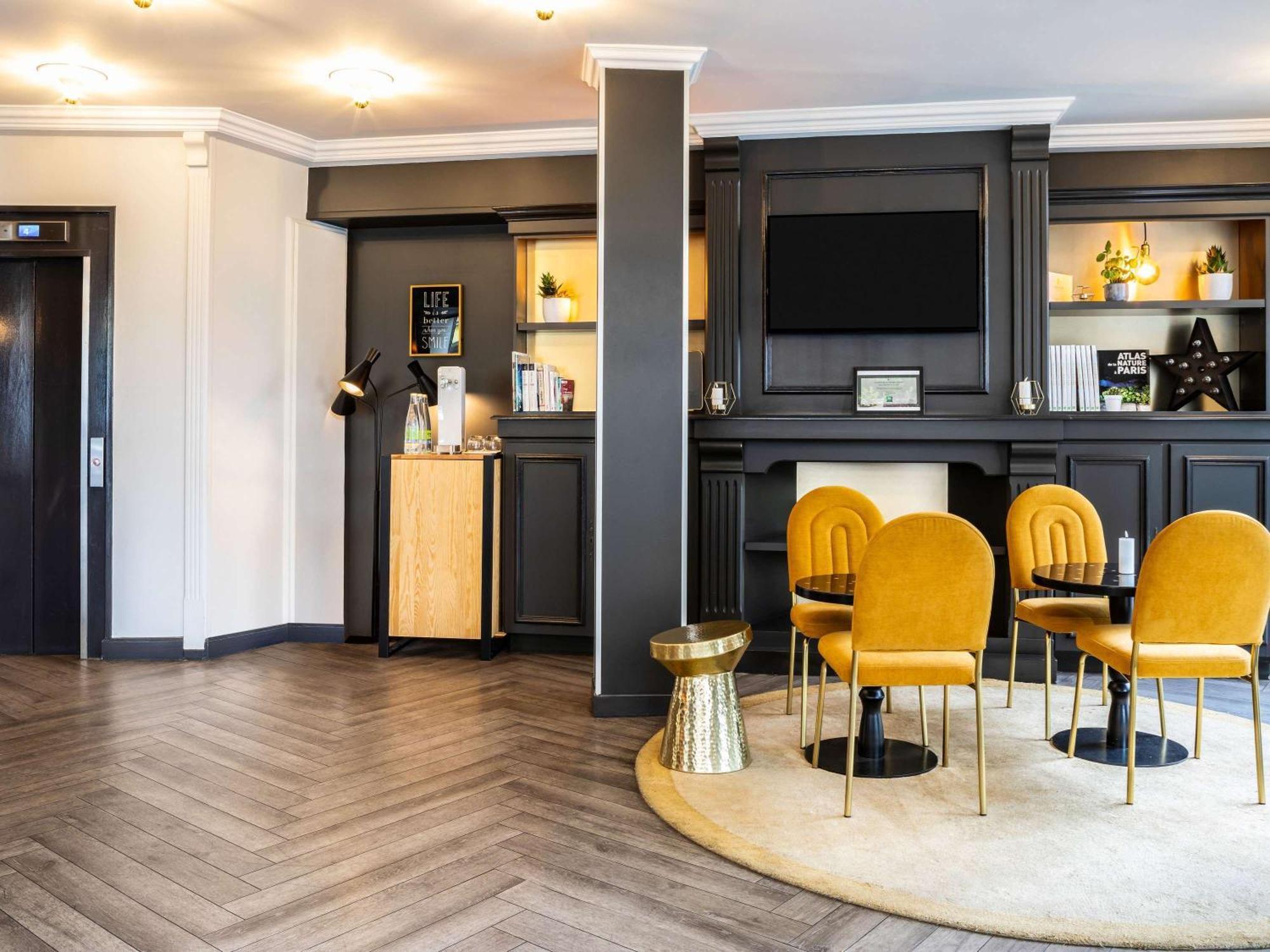 Готель Ibis Styles Paris 15 Lecourbe Екстер'єр фото